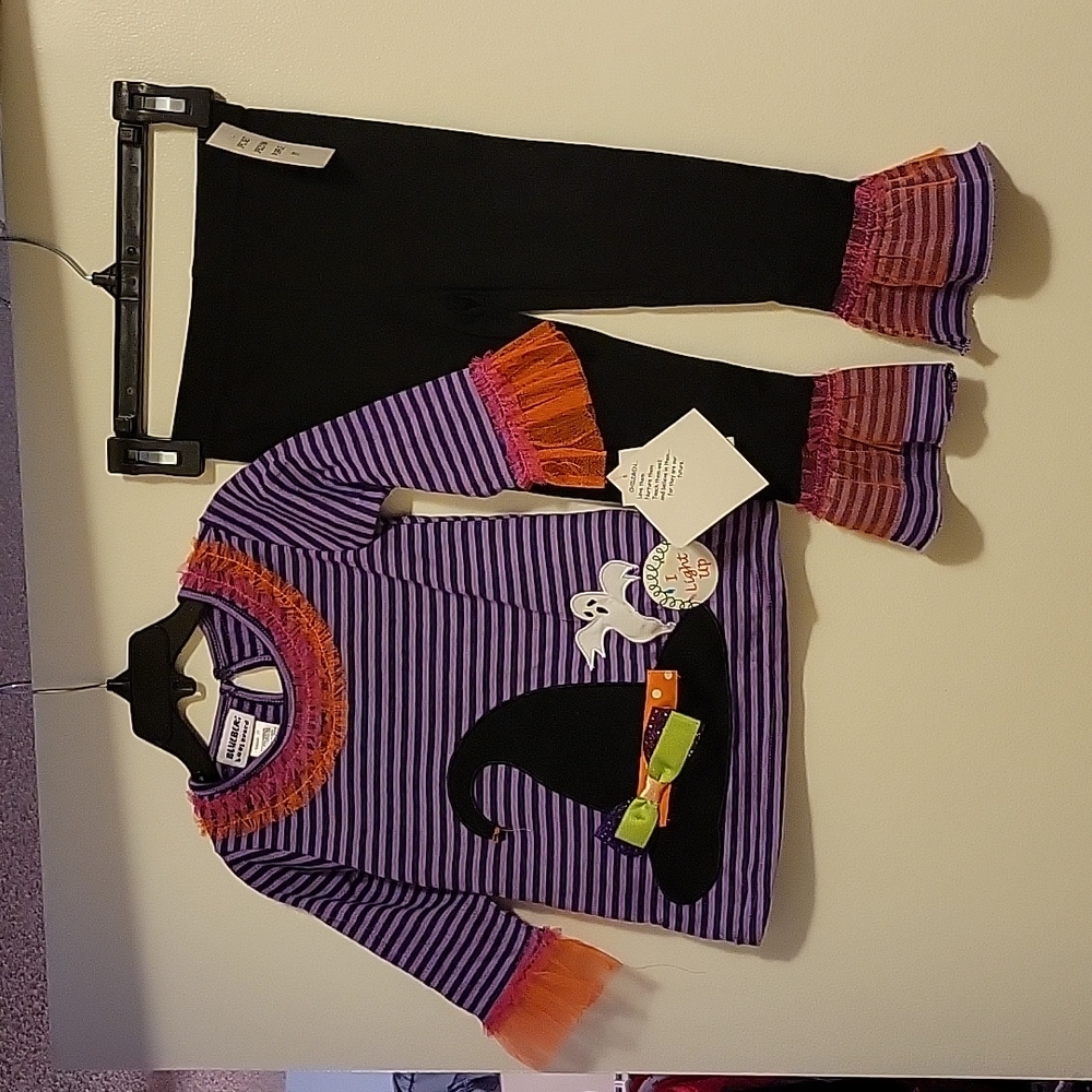 NWT: Blueberi Boulevard 2 piece Halloween outfit